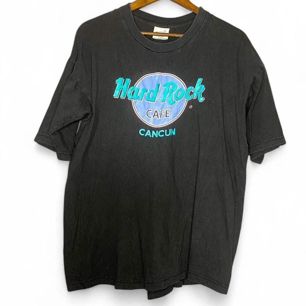 vintage Hard Rock Cafe Cancun t-shirt